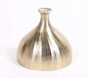 Vase en aluminium moulé à l'or fait à la main, personnalisé et à faible quantité minimum, grossiste, fournisseurs, ventes directes d'usine - Product Image 1