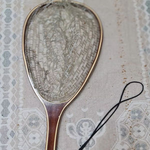 Filet d'atterrissage de pêche à la mouche en plein air Filet à truite Cadre en bois avec filet en caoutchouc Filet coulé à la main Thor Filet de pêche à la truite - Product Image 1