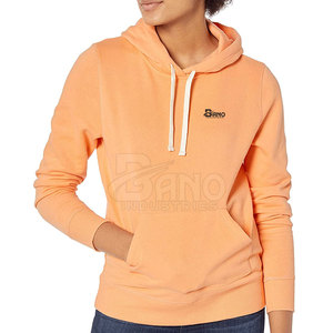 Sweats à capuche personnalisés de haute qualité pour femmes, vêtements décontractés durables et élégants avec capuche pour la saison hivernale disponibles en couleur unie - Product Image 4