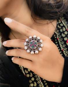 Elegante diseño elegante tamaño libre niñas desgaste del partido latón plata aspecto anillo oxidado Monalisa piedra joyería uso - Product Image 3