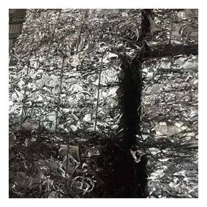 Chatarra de aluminio 6063 de calidad verificada disponible para envío internacional utilizado en procesos de fabricación de aleación secundaria - Product Image 5