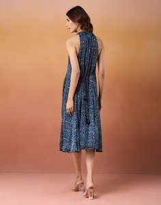 Robe Boho en coton indien faite à la main pour femmes, imprimé floral tendance, sans manches, tenue d'été, respirante pour voyage décontracté, lune de miel - Product Image 4