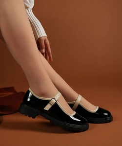 Zapatos de ballet planos de oficina para mujer, sandalias Mary Janes de cuero genuino con bailarinas de suela blanda para mujer, zapatos de tacón con punta redonda, color negro - Product Image 1