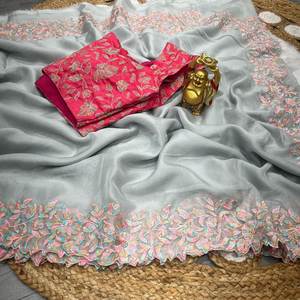 ชุดส่าหรีผ้าไหมเนื้อนุ่มบริสุทธิ์พร้อมผ้าปักและตัดเย็บขอบเสื้อแฟนซีชุดงานแต่งงานและปาร์ตี้ส่าหรี - Product Image 1