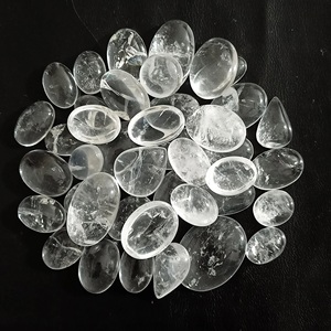 Pierres de paume en quartz clair poli Quartz clair naturel Pierre précieuse Pierre de poche en gros Quartz de l'Himalaya PALM Style Feng Shui - Product Image 1