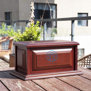 Urna de madera maciza sostenible de alta calidad para humanos, suministros funerarios, urna de madera para cenizas hecha en Vietam al mejor precio - Product Image 4