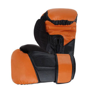 ถุงมือชกมวยแบบเต็มนิ้ว16ออนซ์สำหรับผู้ชายทำจากหนังผลิตจากปากีสถาน - Product Image 3