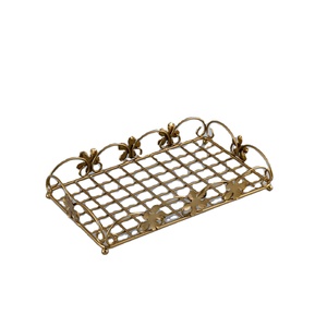 Support à gâteau en métal rectangulaire avec design élégant en fil métallique pour la vente en gros de gâteaux de tasse d'hôtel et de boulangerie avec emballage de sac OPP - Product Image 1