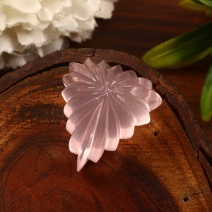 อัญมณีควอตซ์แกะสลักสีชมพูหายากรูปทรงแฟนซีธรรมชาติสำหรับเครื่องประดับอัญมณีหลวม - Product Image 1