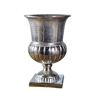 Florero de aluminio de lujo para urna de flores, diseño atractivo, aspecto moderno, centro de mesa de boda, florero para decoración de flores y plantas - Product Image 1