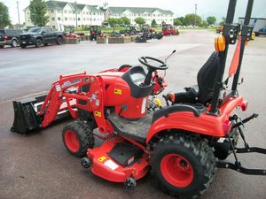 High Performance Kioti CS2210 21HP Engine <b>Wheel</b> Tractor Diesel Compact Lawn Mower 4WD Agricultural Mini Tractor for <b>Small</b> Farm - Product Image 6