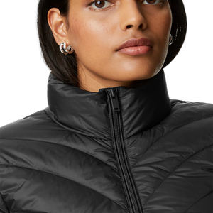 OEM ODM Color negro sólido mujeres Puffer chaqueta transpirable invierno burbuja chaqueta poliéster Forro algodón relleno chaqueta acolchada - Product Image 5