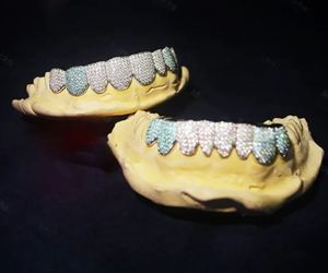 Bustdown personnalisé hautement poli entièrement glacé Grillz avec Moissanite 10K 14K or jaune blanc rose diamants qualité garantie - Product Image 3
