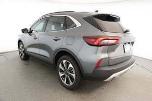 Voiture d'occasion de qualité abordable 2024 Ford Escape Platinum Conduite à gauche - Product Image 5