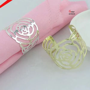 Servilletero de metal dorado y plateado con diseño de flores increíbles para hotel - Product Image 1