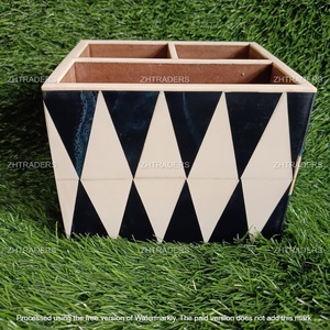 Cubiertos con incrustaciones de resina y madera hechos a mano con detalles, organizador de forma personalizada de lujo para uso doméstico y en restaurantes - Product Image 3