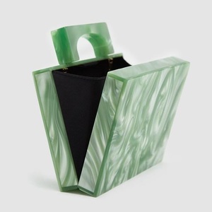 Pochette de luxe en résine avec chaîne, produit tendance provenant d'un fabricant indien - Product Image 5