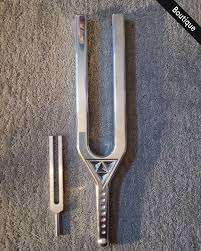 ดาบเสียง (แพ็ค 2 ชิ้น) พร้อมกระดิ่งพลังงานแสงอาทิตย์ - Product Image 5