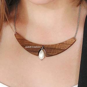 Collier de déclaration en bois fabriqué à la main avec des bijoux de mode écologiques audacieux de perle pour les femmes avec Boho et style artistique - Product Image 6