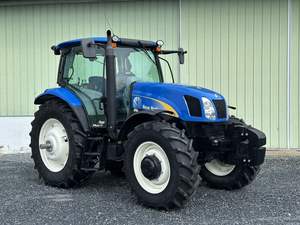 Tractor de ruedas Holland T6070 Plus 80hp 90HP 100hp 4WD con cabina de conductor Tractor agrícola nuevo/usado a la venta - Product Image 5