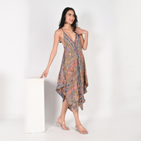 Robe en soie sari décolleté en V profond coupe décontractée longueur thé Belles robes d'été sans manches