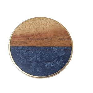 Sous-verres nordiques pour boissons absorbantes Sous-verres personnalisés en résine et en bois Sous-verres pour boissons gravés en gros Cadeau rond pour mariage - Product Image 1