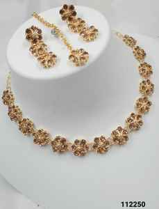 Conjunto de joyas chapadas en oro Kundan tradicional indio y conjunto de collar de cobre para mujeres y niñas accesorios indios joyería Mujer - Product Image 3