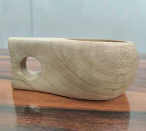 Tasse à café et thé en bois isolée moderne et écologique avec plateau Cadeaux d'affaires Design unique Bois naturel massif - Product Image 3