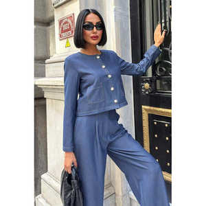 Conjunto de Traje para Mujer Nikol 10237 con Detalles de Costura Elegantes y Pantalones Palazzo - Product Image 4