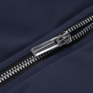 Chaqueta Bomber Ligera para Hombre, Corte Regular, Venta al por Mayor, Chaquetas Bomber Personalizadas con Logotipo Impreso para Adultos - Product Image 4