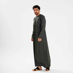 Túnica Larga de Alta Calidad para Exportación, Manga Larga, Transpirable, Estilo Tradicional Jubbah, Ropa Islámica Árabe Saudí - Product Image 1