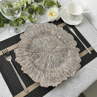 Assiette de Présentation Irrégulière Ondulée en Plastique Argenté pour Mariage, Restaurant, Décoration de Table, Plateau à Salade, Apéritif, Dessert