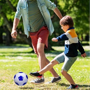 Proveedor Mayorista de Balones de Fútbol de Alta Calidad, Tamaño Personalizado, Cuero PU, Sin Costuras, Logotipo Personalizado, Duradero y Ligero - Product Image 4