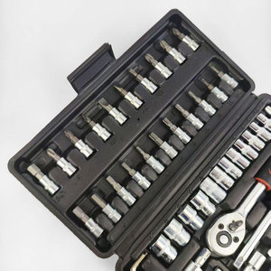 Set di Chiavi a Bussola e Cricchetto da 46 Pezzi con Attacco da 1/4 di Pollice, Inserti Metrici, Barra di Prolunga, Utensili Manuali in <span class=keywords><strong>Valigetta</strong></span> - Product Image 5