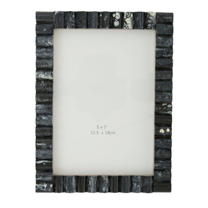 Élégance éternelle: Cadre en incrustation d'os en MDF avec détails complexes Regal Essence Cadre en MDF fabriqué à la main avec incrustation d'os - Product Image 1