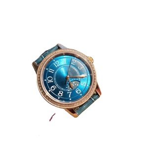 Montres de luxe pour femmes de haute qualité en gros avec cadran bleu élégant, bracelet en or rose, chronométrage de précision, étanches, largeur du bracelet 22 mm - Product Image 1