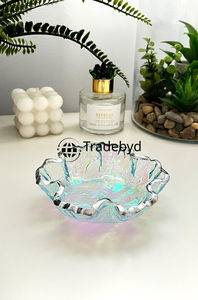 Design de bol en résine simple esthétique propre parfait pour les espaces minimalistes et les cadeaux Tradebyd - Product Image 2