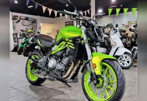 NUEVA Motocicleta Deportiva Benelli 302S Lista para Conducir en Venta - Product Image 4