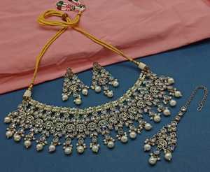 Nuevo diseño elegante chapado en oro tradicional Motipearl & Drop Kundan tachonado gargantilla collar pendiente Mangtika conjunto y conjunto de joyería Mujer - Product Image 4