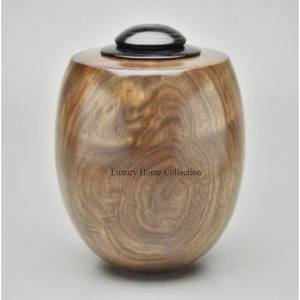 Urna de cremación de madera de diseño moderno con urnas de adultos con acabado natural para cenizas humanas Urnas de cremación disponibles a un precio asequible - Product Image 1