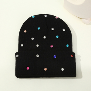 Gorro de Punto Estilo Punk para Otoño e Invierno, Gorros de Color Sólido con Puño, Decoración de Perlas y Pedrería, Tejido Común - Product Image 5