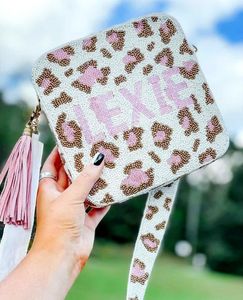 Único elegante trabajo hecho a mano con cuentas diseño de flores G bordado monedero de alta calidad elegante y de moda monedero para niña - Product Image 4