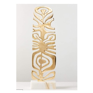 รูปปั้นโลหะหรูหราสีทองพร้อมขาตั้งฐานหินอ่อนดีไซน์ทันสมัยทอตรงกลางมาแรง - Product Image 4