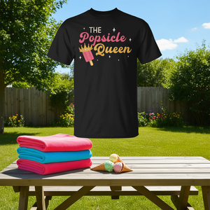 T-shirt The Popsicle Queen nera unisex per adulti taglia media - Product Image 3