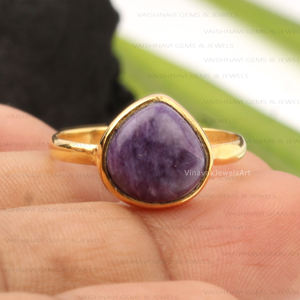 Dernière Charoite violette 10x10mm Bague lunette en forme de cœur Argent sterling 925 Plaqué or 18 carats Éternité Vermeil Fournisseur de l'Inde - Product Image 3