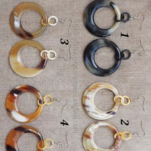 Elegantes pendientes de cuerno de estilo vikingo, diseños tallados de runas nórdicas, accesorios de Festival para mujeres de Falak World Export - Product Image 1