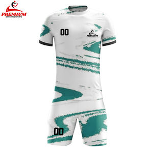 Uniforme de fútbol de diseño personalizado, novedad de 2025, Conjunto de camiseta de fútbol con estampado de poliéster transpirable para hombres, UNIFORMES DE EQUIPO personalizados - Product Image 6