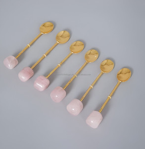 Juego de cucharas de postre con mango de cuarzo rosa de calidad superior (paquete de 6) a precio mayorista - Product Image 6