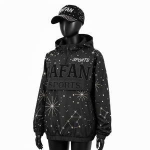 Chaqueta Cortavientos con Capucha para Mujer, Calidad Premium, Poliéster, Estilo Panel Negro, Logotipo de Pedrería, Chaqueta Cortavientos para Mujer - Product Image 4