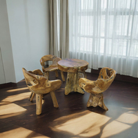 Table en teck massif rustique et écologique, durable, imperméable, avec finition patinée et base en tronc d'arbre, pour l'extérieur